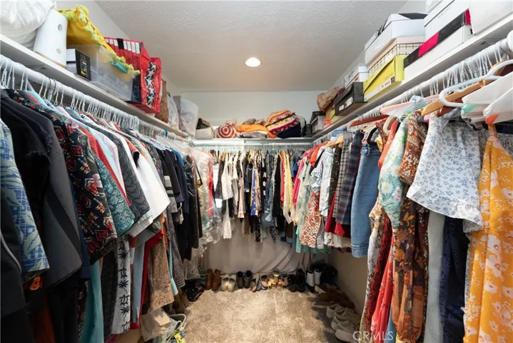 Walk-in closet