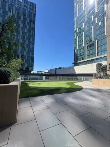 877 Francisco Street 1606, Los Angeles, California 90017