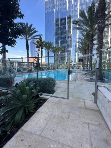 877 Francisco Street 1606, Los Angeles, California 90017