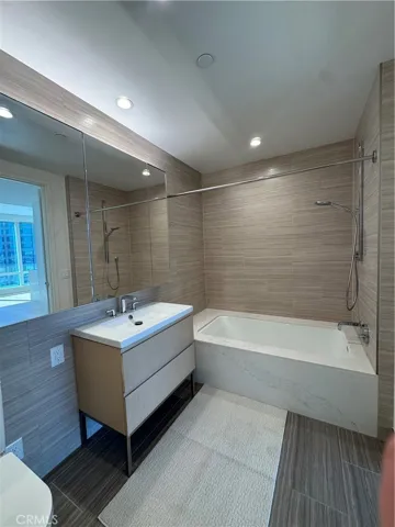 877 Francisco Street 1606, Los Angeles, California 90017