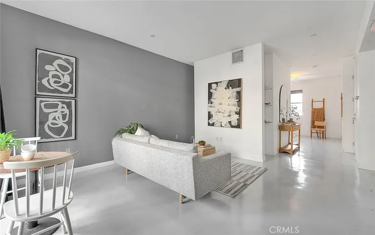 217 S Marengo, Pasadena, California 91101