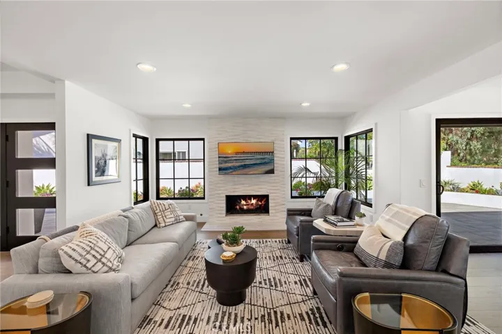  Gas log fireplace warms the living room nicely