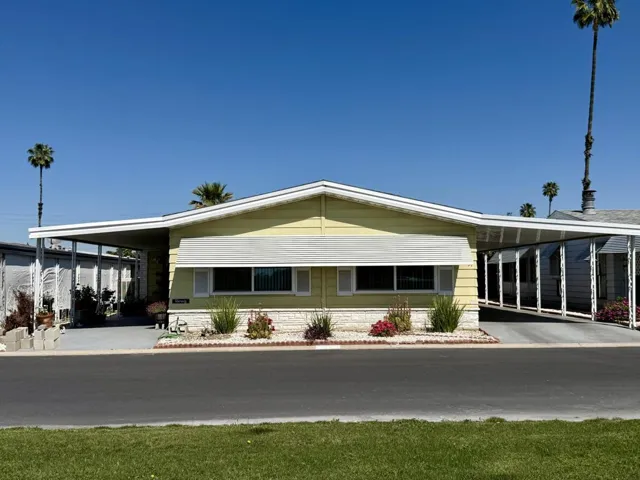 Front house sp 557