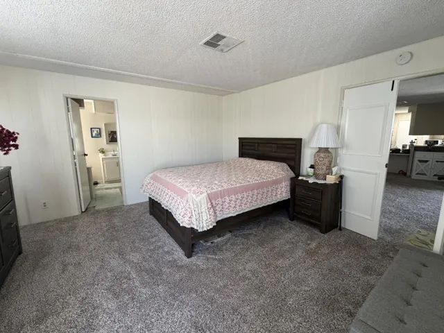 Prime bed 557