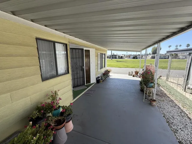 Front patio area