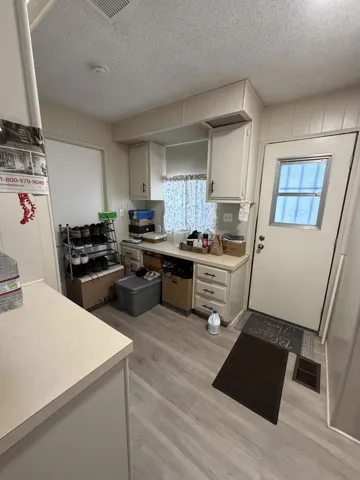 office laundry area 557