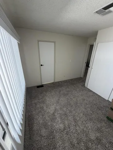 2nd bedroom 557