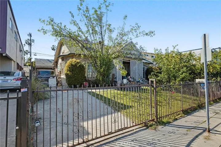 Front Yard - Left Gate