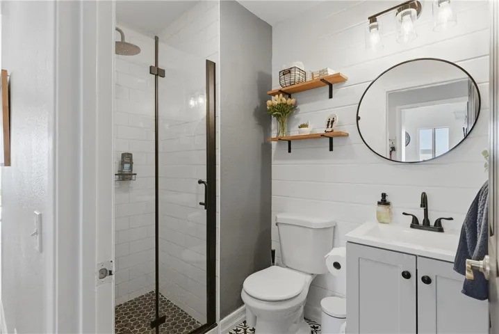 Full bath downstairs