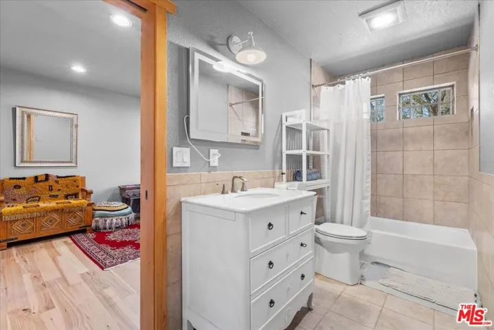 28200 Pine Canyon Road, Lake Hughes, California 93532