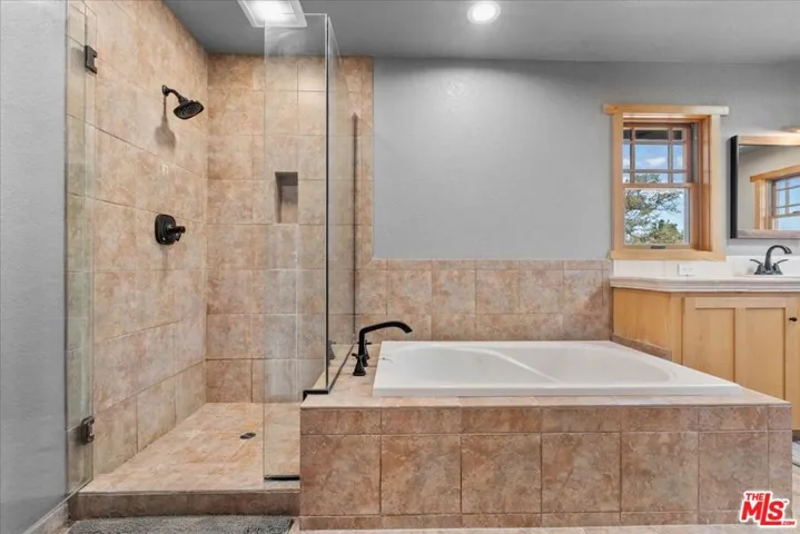28200 Pine Canyon Road, Lake Hughes, California 93532