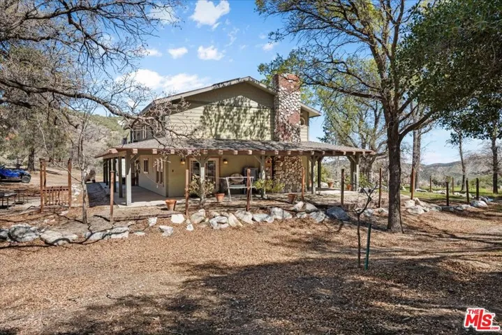 28200 Pine Canyon Road, Lake Hughes, California 93532