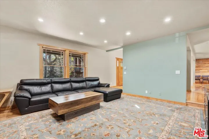 28200 Pine Canyon Road, Lake Hughes, California 93532