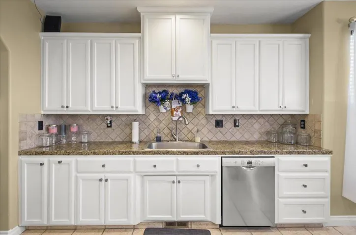 1901 Calistoga Drive, Hollister, California 95023