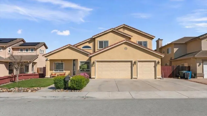 1901 Calistoga Drive, Hollister, California 95023