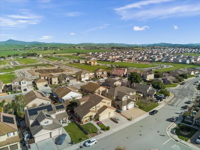 1901 Calistoga Drive, Hollister, California 95023