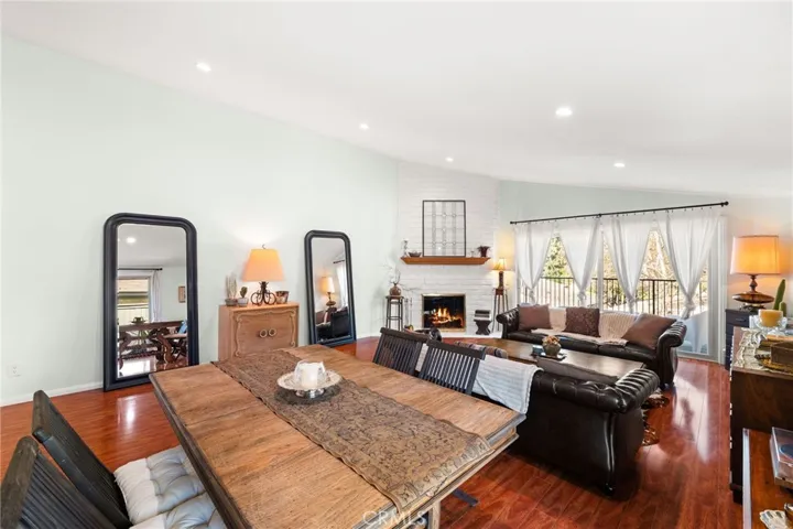 Vaulted Ceilings, fireplace, dining area