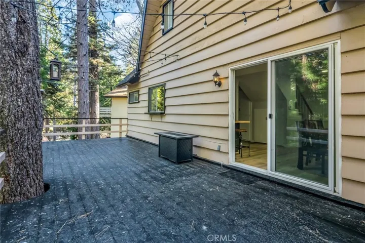 Upper deck that spans the length of the house