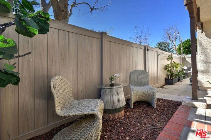 10341 Canoga Avenue 3, Chatsworth, California 91311
