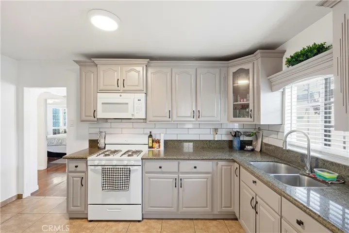 2652 109th, Lynwood, California 90262