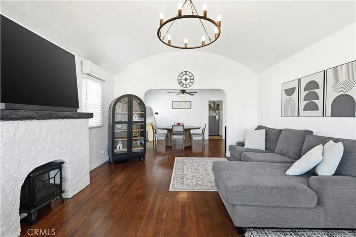 2652 109th, Lynwood, California 90262