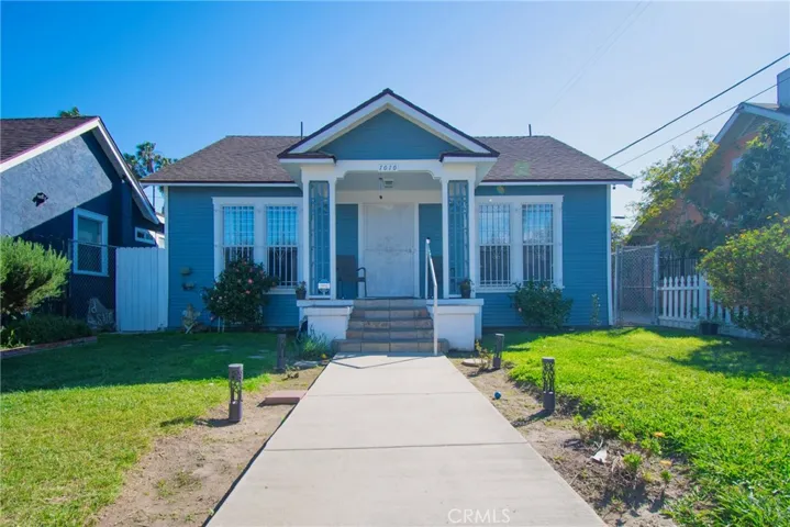 1010 69th, Los Angeles, California 90044