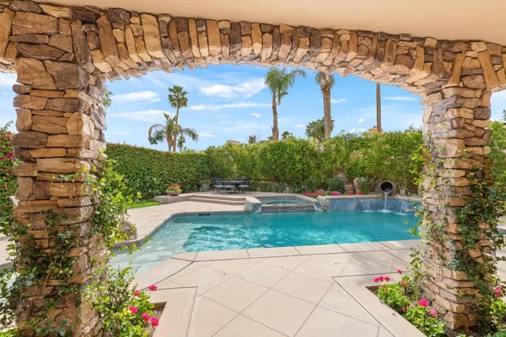 008_37-print-as5a7333_539