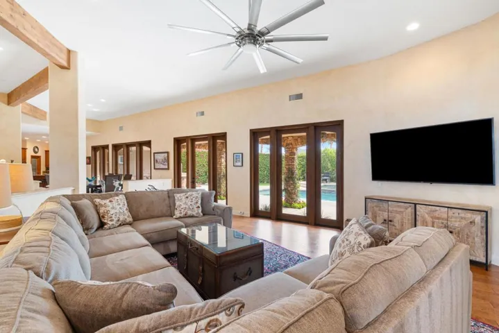 021_52-print-as5a7238_423