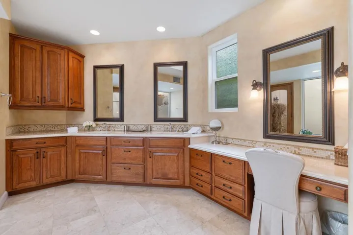 039_42-print-as5a7298_916