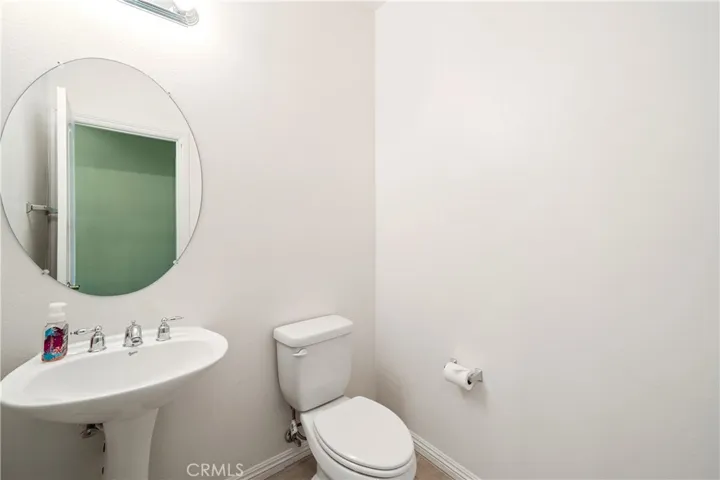 1/2 Bath