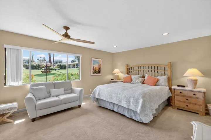 22_72795_Grass_Ct_Palm_Desert_Ca-Bedroom