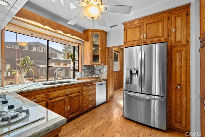 13518 Earlham Drive, Whittier, California 90602