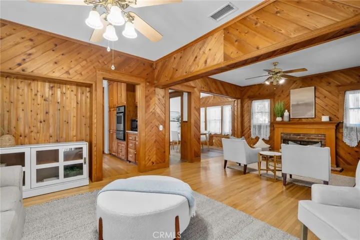 13518 Earlham Drive, Whittier, California 90602