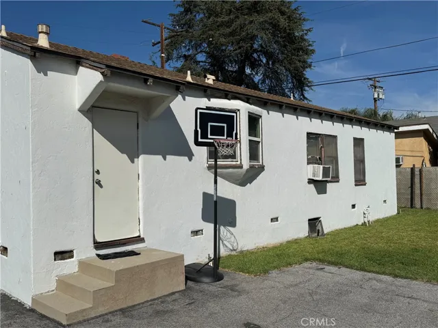 9628 Broadway, Temple City, California 91780