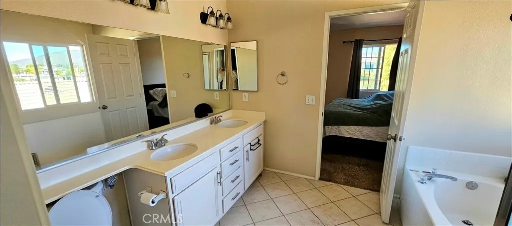 1650 Ravenswood Road, Beaumont, California 92223