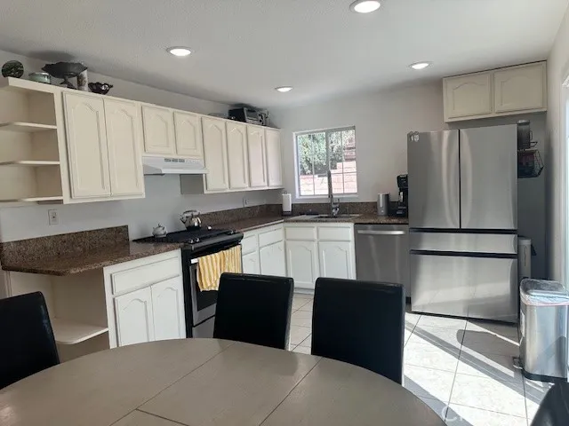 7848 Forsythe, Sunland, California 91040