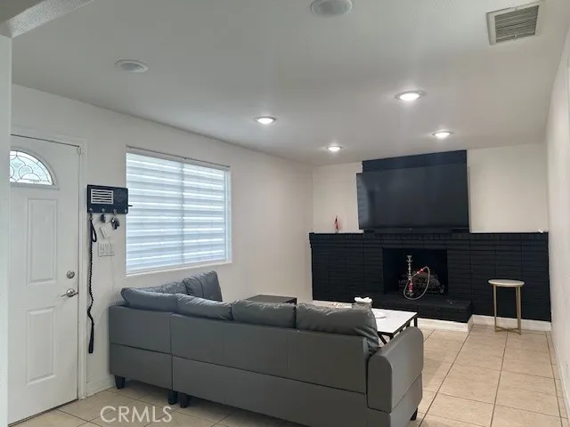 7848 Forsythe, Sunland, California 91040