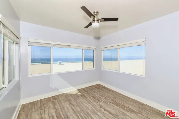 1836 The Strand, Hermosa Beach, California 90254