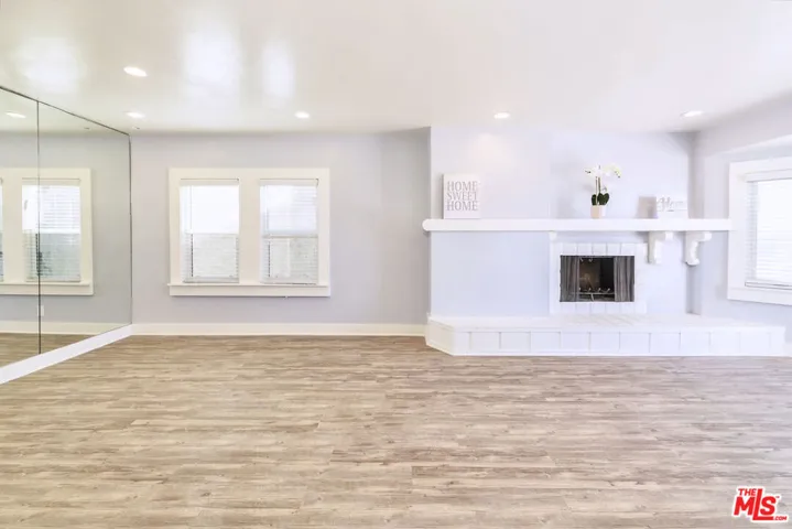 1836 The Strand, Hermosa Beach, California 90254
