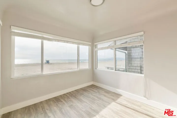 1836 The Strand, Hermosa Beach, California 90254