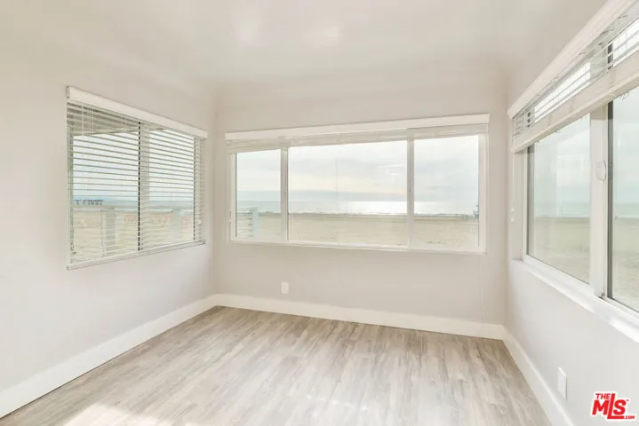 1836 The Strand, Hermosa Beach, California 90254