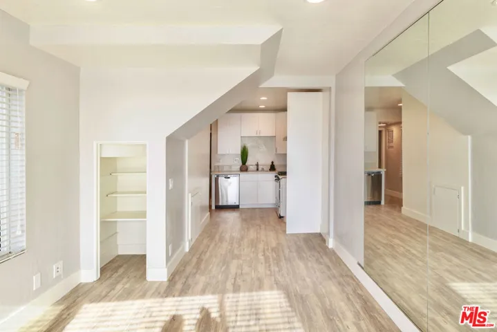1836 The Strand, Hermosa Beach, California 90254