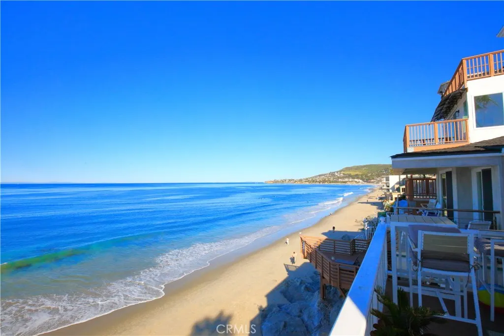 1061 Gaviota