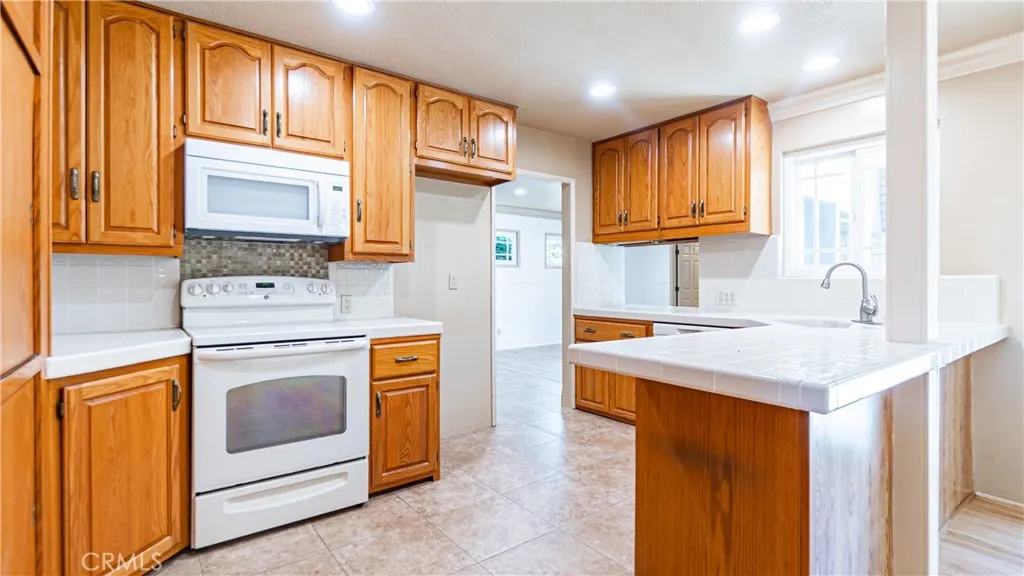 Gourmet Kitchen