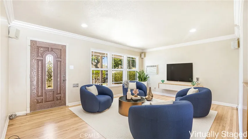 Living Room - Light and Bright
