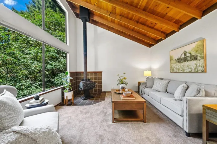 146 Aptos School Road, Aptos, California 95003