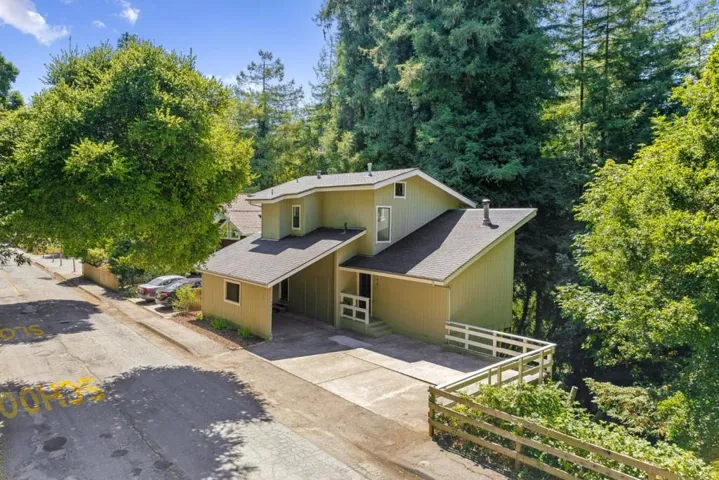 146 Aptos School Road, Aptos, California 95003