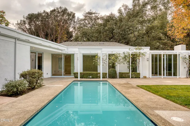 54.800 Canon_580_mls