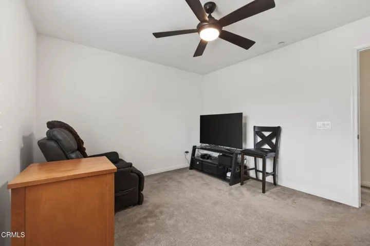23-web-or-mls-Upmarket Media-34Sec071