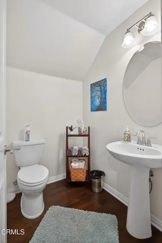 13-web-or-mls-Upmarket Media-34Sec037